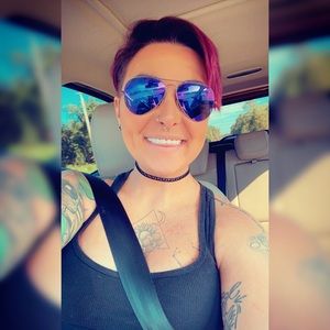 Meet your Posher, Taylor